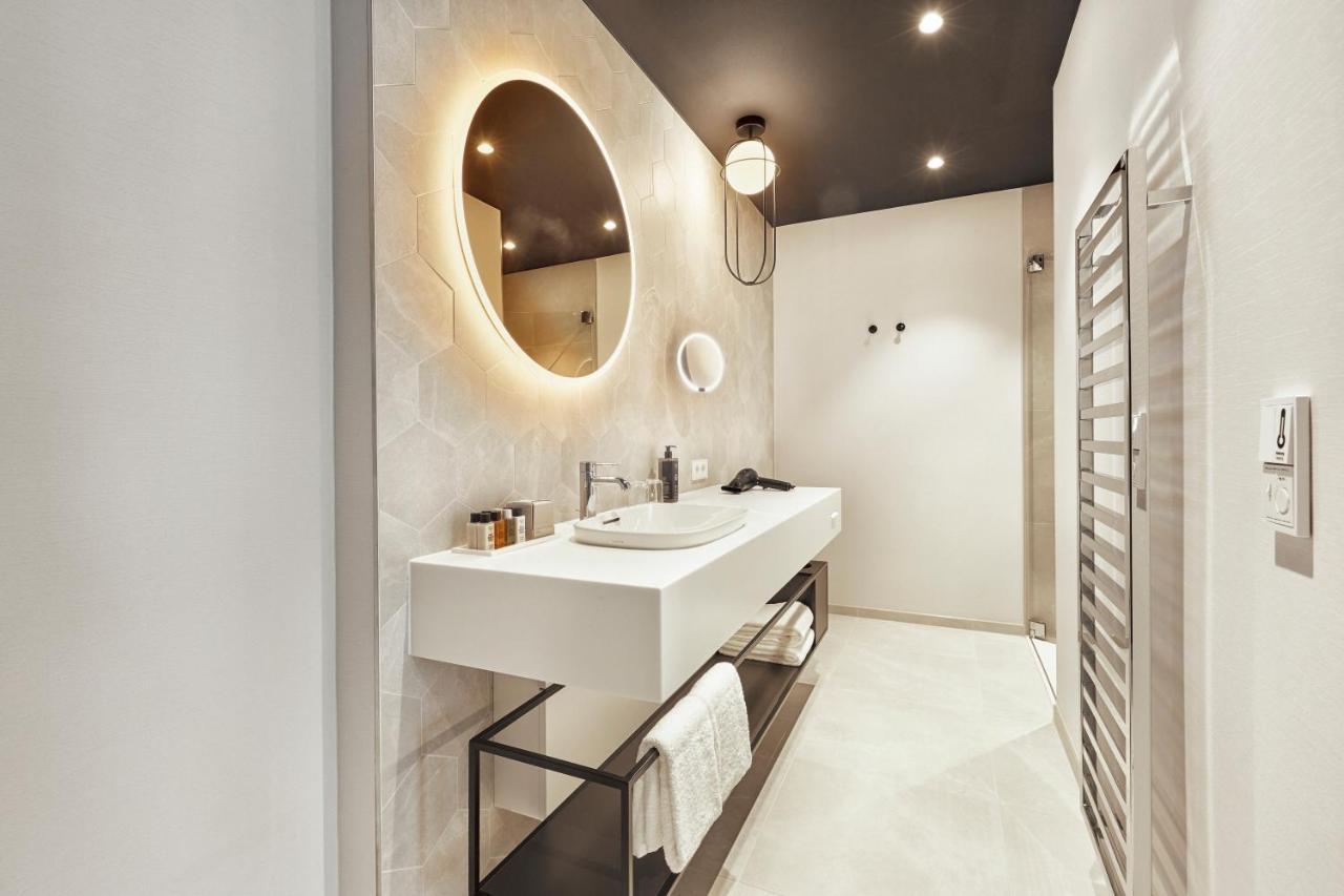 Hyperion Hotel Salzburg Bagian luar foto Bathroom